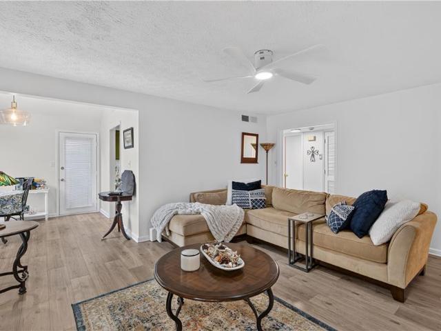 1005 Canyon Point Circle