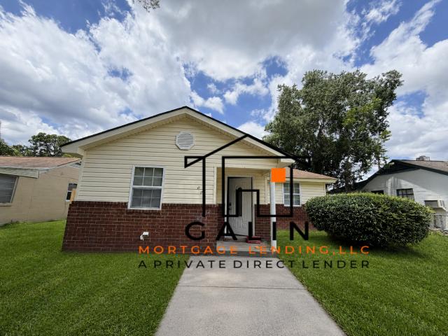 1005 Carter St, 3 beds, 2 full baths