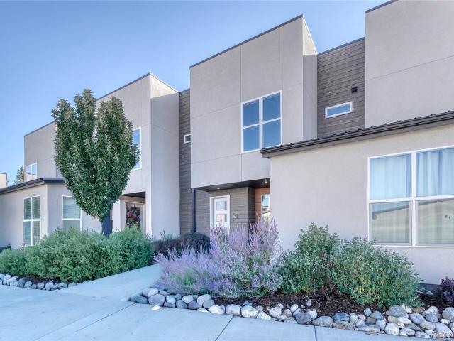 1005 Dezi Drive # C