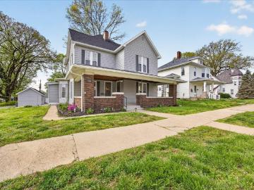 1005 E Walnut Street