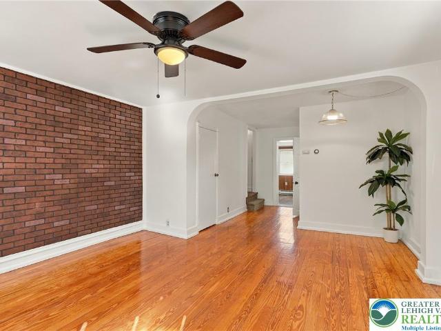 1005 Front Street