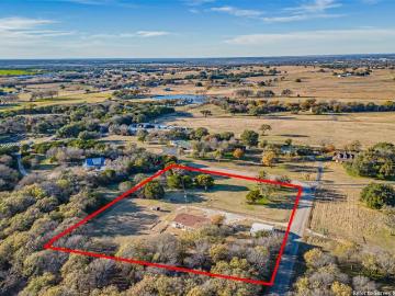 1005 Hickey Ct, Granbury, TX 76049 | MLS #21127