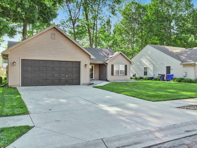 1005 Live Oak Court