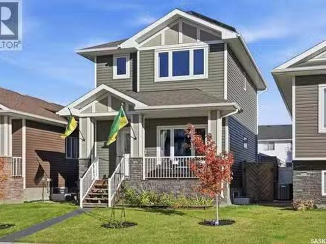1005 Parr Hill Drive, Martensville, SK, S0K 2T1 house for sa.