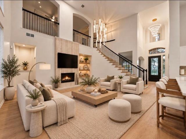 1005 Raspberry Lane