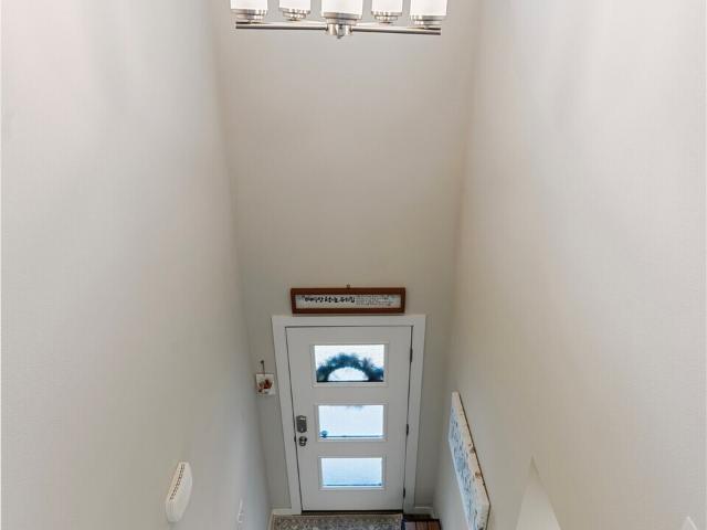 1005 th Avenue NE