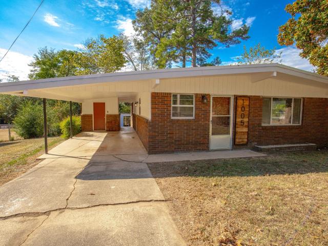 1005 W Vine Street
