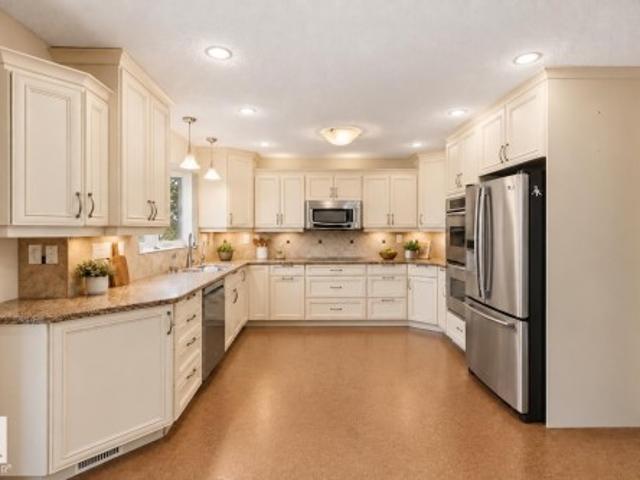 1006 Lueders Crescent, Sherwood Park, AB, T8A 1A9 house for sale | Listing ID E4509 | Royal LePage