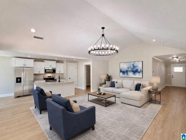 1006 Spring View Lane