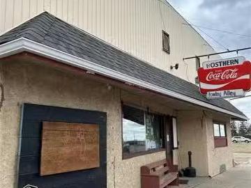 1006 7Th Street, Rosthern, SK, S0K 3R0 commercial for sale.