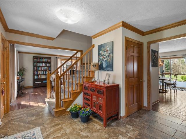 10075 Waterford Trail