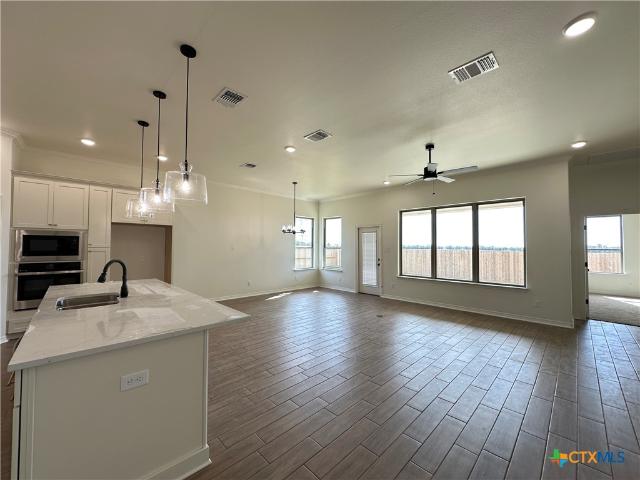 1007 Alice Cir, Temple, TX 76502 | MLS #592986