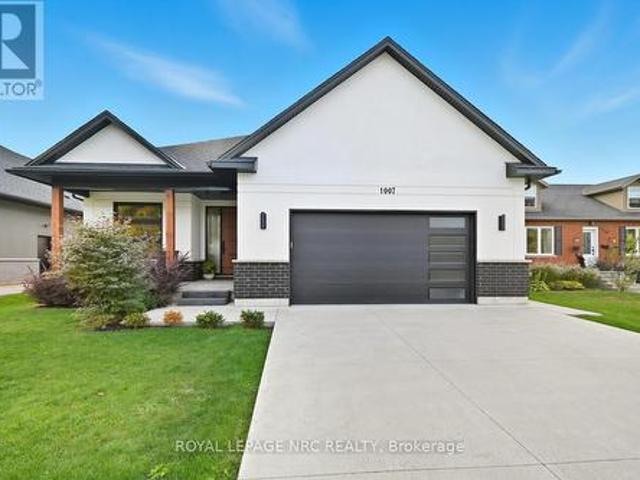1007 Clare Avenue, Pelham Fonthill, ON, L3C 3C2 house for sale | Listing ID X13777 | Royal LePage