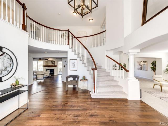 10086 Wyecliff Drive