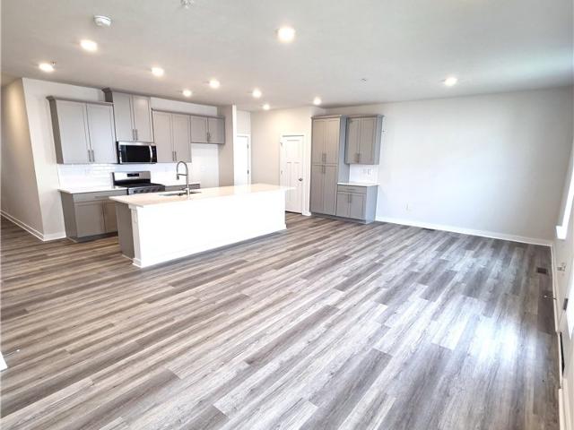 1008 Madisyn Lane