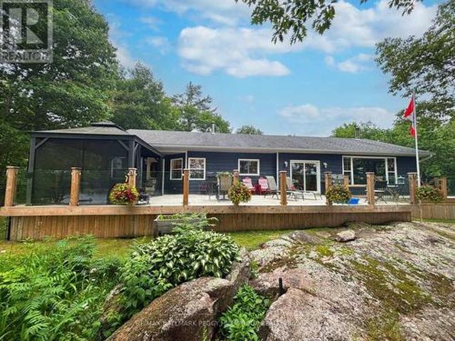 1008 Cove Road, Gravenhurst, ON, P0E 1G0 house for sale | Listing ID X13710 | Royal LePage