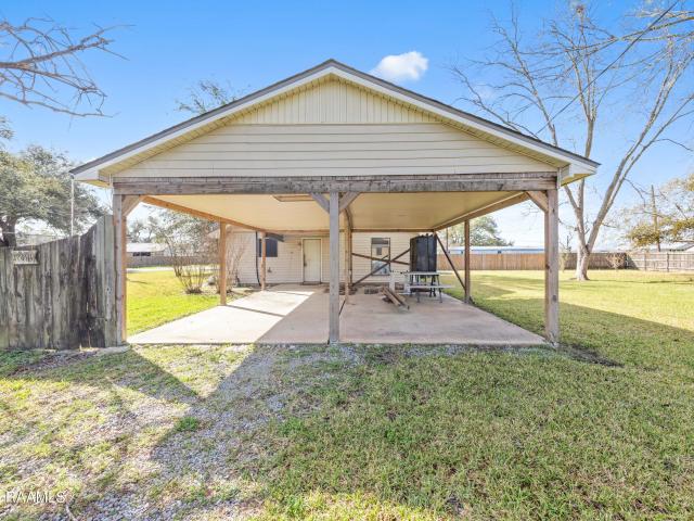 1008 Dupuis St, Breaux Bridge, LA 70517 | MLS #RA2600001