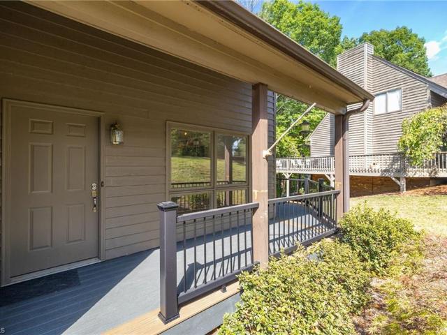 1008 Eastshore Circle