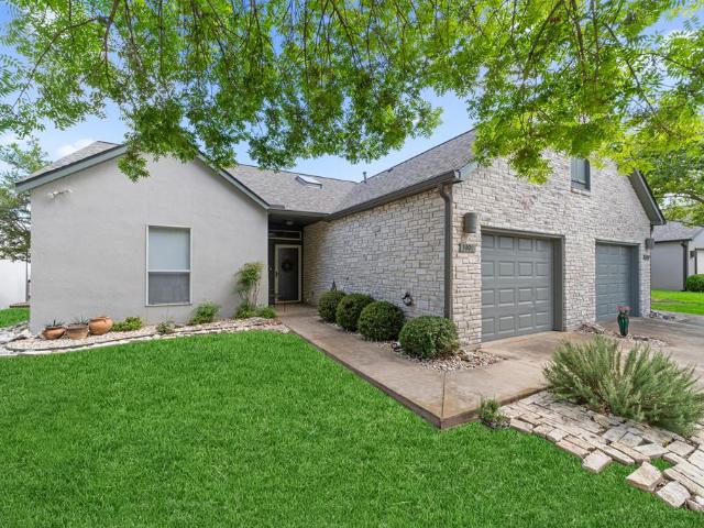 1008 Edinburgh Dr, Kerrville, TX 78028 | MLS #119881
