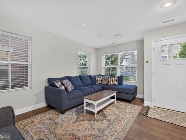 1008 Holden Road