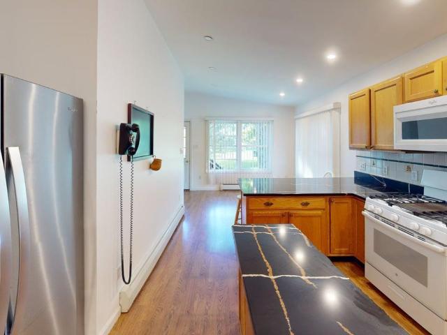 1008 Long Lake Road