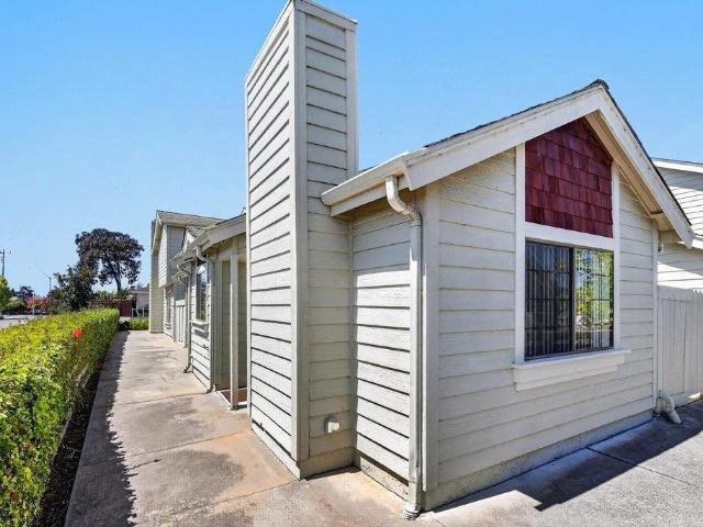 1008 Sunbird Drive