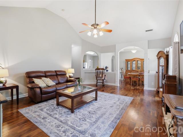 1008 Triple Crown Drive