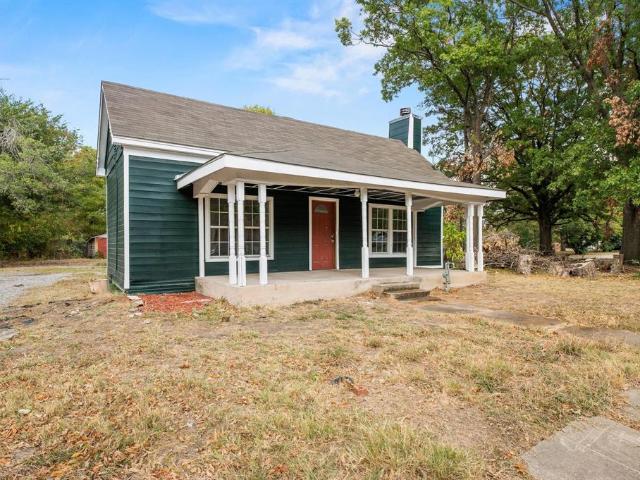 1008 W 10th Street