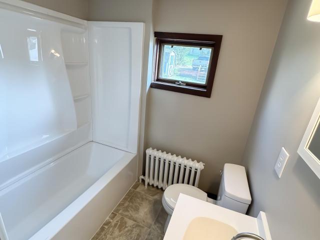 1008 W 11th Street