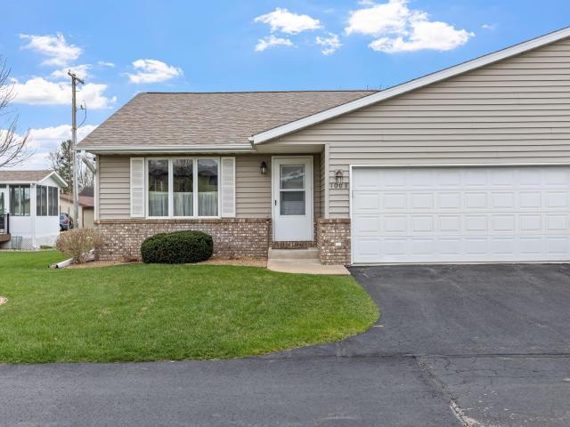 1008 Whispering Winds Pl