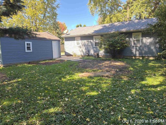 1009 N Spraker Street