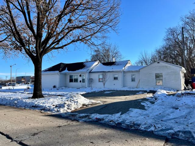 1009 N Prospect Avenue