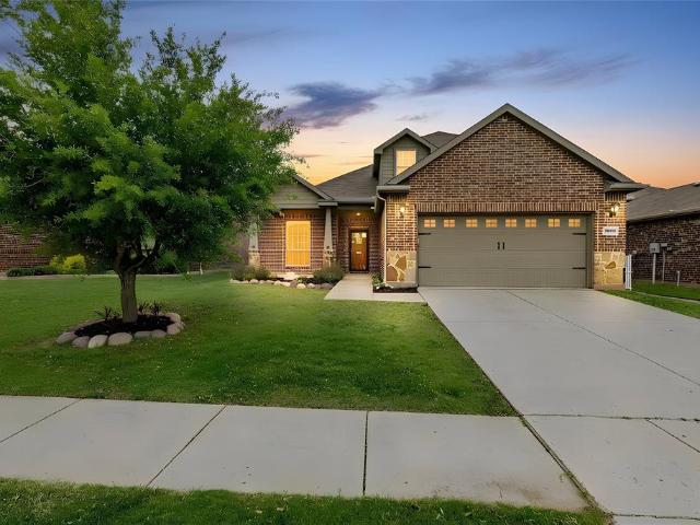 1009 Cheyenne Dr, Aubrey, TX 76227 | MLS #21221
