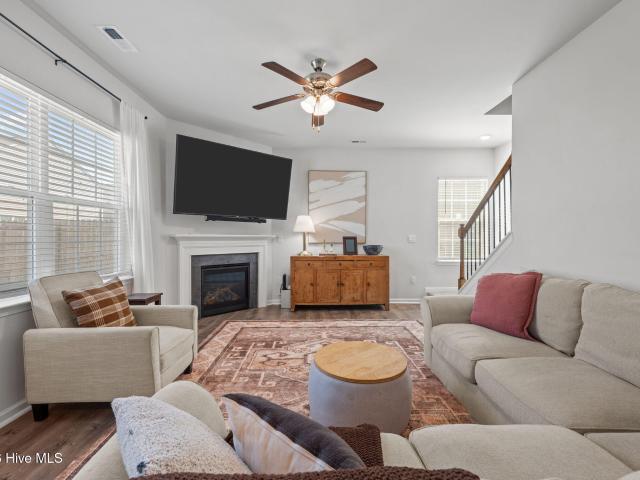 1009 Chiles Drive