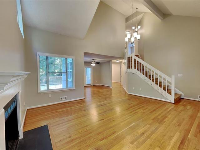 1009 Cobb Place Manor Drive