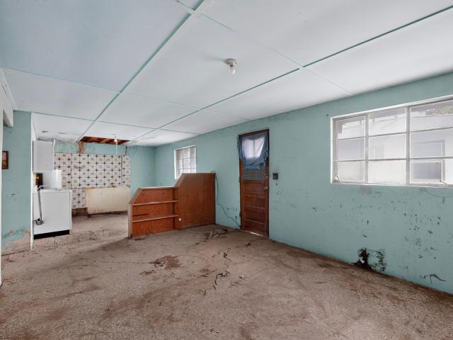 1009 Cook Street
