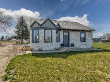 1009 County Road 70