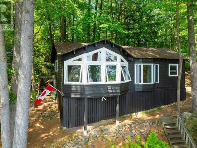 1009 Fogo Street, Muskoka Lakes, ON, P0C 1H0 house for sale | Listing ID X13675 | Royal LePage