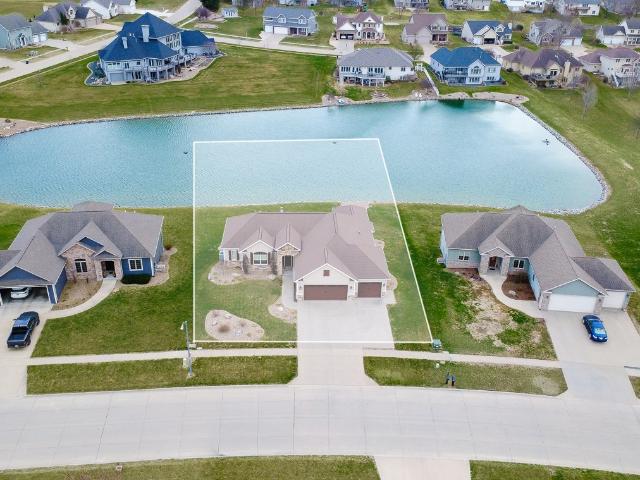 1009 Fountain View Drive