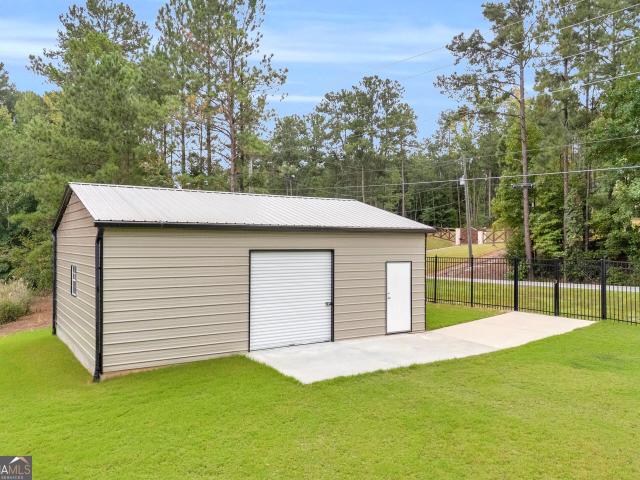 1009 Honey Lane