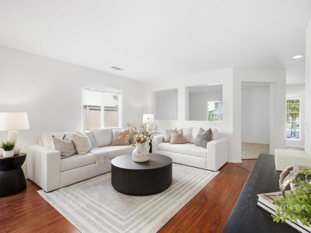 1009 Longfellow Court