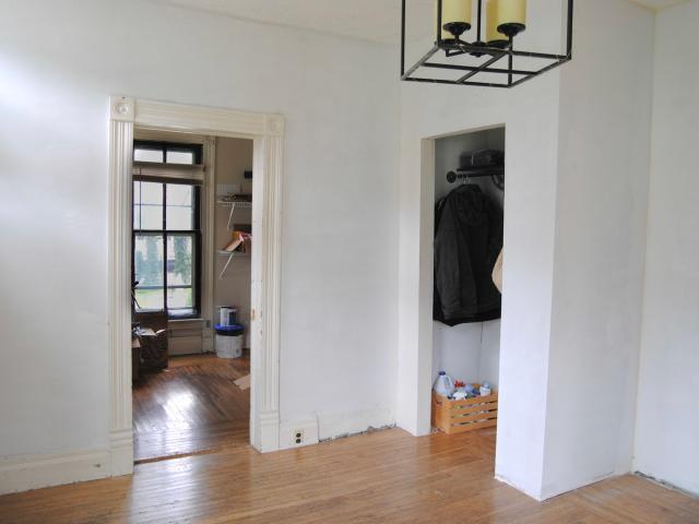1009 W Monroe Street