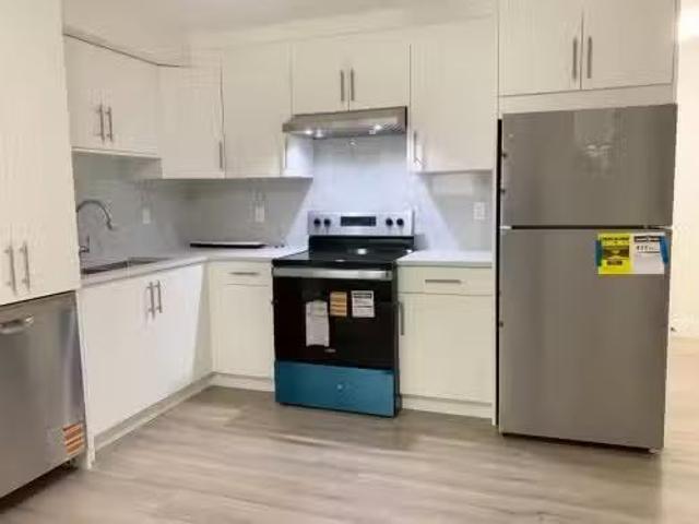 10000 Mcveety St, Maple Ridge, BC, V2W 0K3 house for lease.