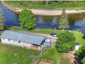 10000 North Fork Road, Grand Forks, BC, V0H 1H8 house for sale | Listing ID 10392 | Royal LePage