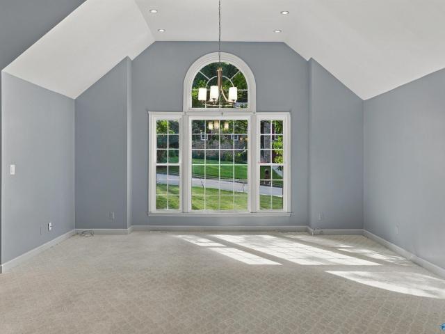10005 SE Shades Road