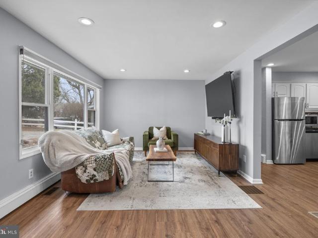 10009 Frederick Road