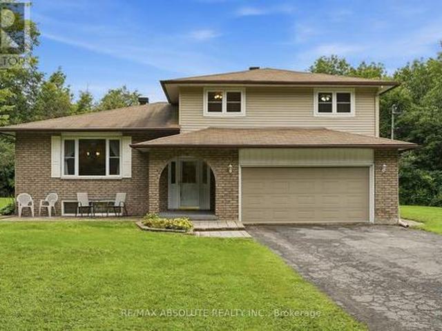 1000 Milburn Crescent, Ottawa, ON, K4C 1C9 house for sale | Listing ID X13687 | Royal LePage