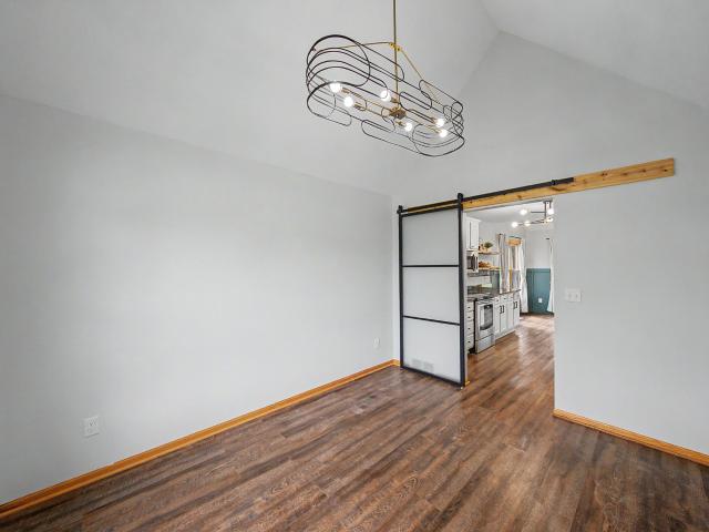1000 NE Parkside Court
