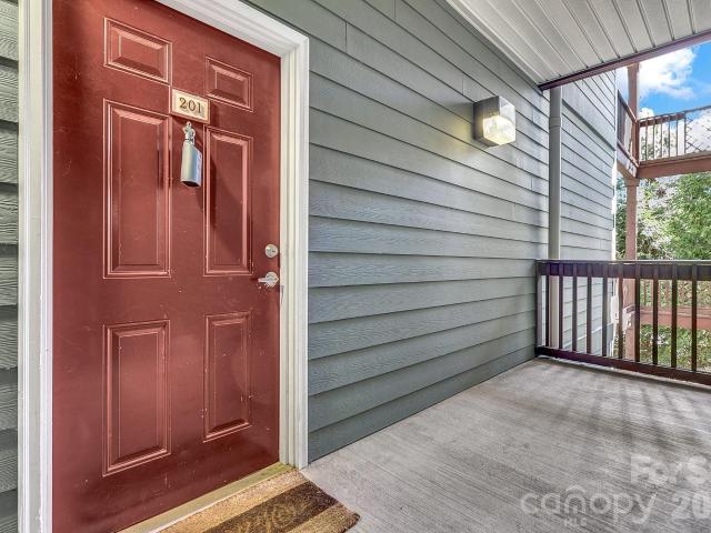 1000 Olde Eastwood Village Boulevard # 201