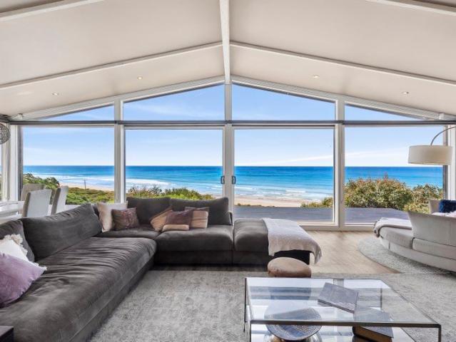 1000 acres of ocean and sand